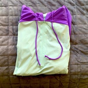 Lululemon long sleeve top size 12 green/purple